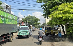 Xử nghiêm xe Jeep không đủ điều kiện chở khách sau phản ánh của Báo Xây dựng