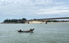 Hạn chế giao thông đường thuỷ phục vụ thi công cầu Cửa Tùng từ ngày 30/7