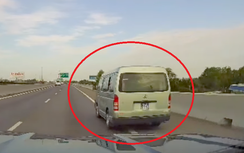 Cục CSGT xử phạt tài xế xe biển xanh đi vào làn khẩn cấp trên cao tốc