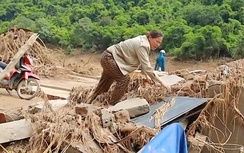 Nghệ An: Người dân vùng rốn lũ Mỹ Lý trĩu nặng âu lo, nỗ lực ổn định cuộc sống