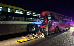 TNGT trên cao tốc Vĩnh Hảo - Phan Thiết, 3 người tử vong: Xe khách có còn hạn đăng kiểm?