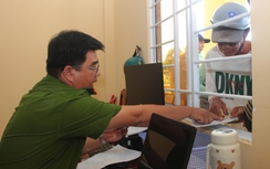 Người dân Cà Mau thuận lợi hơn khi làm thủ tục hành chính