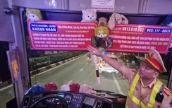 CSGT Cao Bằng tăng cường phòng ngừa tai nạn giao thông xe khách mùa mưa bão