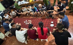 Phú Thọ: Bắt giữ 19 đối tượng đánh bạc, thu giữ trên 200 triệu đồng