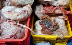Phú Thọ: Phát hiện cơ sở sản xuất "thịt gác bếp" bốc mùi hôi thối