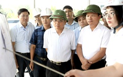 Thứ trưởng Nguyễn Danh Huy kiểm tra dự án đường sắt Lào Cai - Hà Nội - Hải Phòng