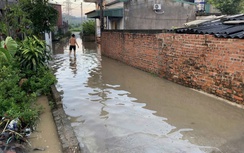 Quảng Ninh: Gần chục hộ dân ở phường Uông Bí khốn khổ vì ngập úng