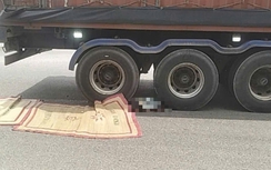 Người đi xe máy tử vong sau va chạm với xe đầu kéo trên QL1 qua Quảng Ngãi