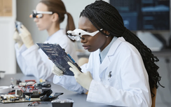 Phương pháp mới tái chế đất hiếm từ pin xe điện