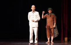 Nhà hát Kịch Việt Nam diễn miễn phí vở "Người đi dép cao su": Khán giả săn vé thế nào?