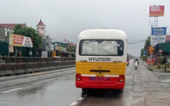 Hà Tĩnh: Hành khách tố bị tài xế “xe buýt nhái” hành hung khi chụp ảnh