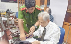 Hà Nội: Công an phường tận tụy ca tối, dân hài lòng