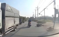 Truy tìm tài xế ô tô tải bỏ chạy sau va chạm xe máy ở TP.HCM