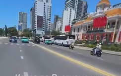 Truy tìm người nước ngoài chạy xe ngược chiều, lạng lách trên đường phố Nha Trang