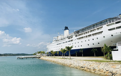 15 năm biến tàu cổ 111 năm tuổi thành khách sạn sang trọng