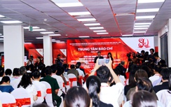 Khai trương Trung tâm Báo chí Triển lãm thành tựu đất nước 