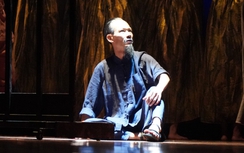 Nhà hát Kịch Việt Nam thay đổi lịch biểu diễn miễn phí vở "Người đi dép cao su"