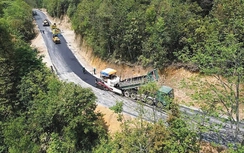 Đường lên Tây Bắc không còn xa xôi