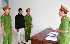 Nhóm thanh thiếu niên mang theo hung khí giải quyết mâu thuẫn ở quán nước