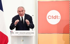 Pháp rơi vào khủng hoảng sau khi Thủ tướng Bayrou kêu gọi bỏ phiếu tín nhiệm sớm