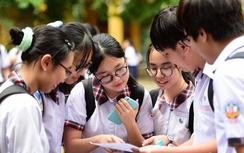 Hà Nội siết quản lý học sinh dùng điện thoại trong trường học