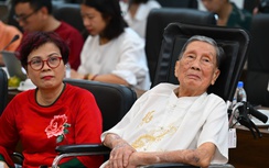 Như có Bác trong ngày đại thắng là "bài hát của nhân dân" được trao tặng cho Báo Nhân Dân