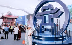 Hàng nghìn du khách tham quan, trải nghiệm không gian Truyền thống và Sáng tạo Hà Nội