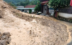 Nghệ An: Xã vùng cao bị sạt lở do mưa lớn kéo dài 
