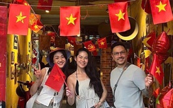 Du khách quốc tế hòa mình vào không khí 2/9 ở Hà Nội