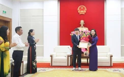 Quảng Ninh trao thưởng 400 triệu đồng cho nam sinh đạt huy chương Olympic tin học quốc tế