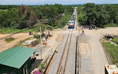 Cận cảnh công trình dịch chuyển, mở rộng đường ngang còn dở dang, chờ vốn ở Quảng Trị