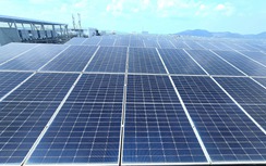 Đề xuất lắp điện mặt trời mái nhà không đăng ký là vi phạm, EVN nói gì?