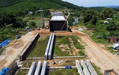 Cầu 280 tỷ đồng ở Đà Nẵng thi công cầm chừng, chủ đầu tư nói gì?