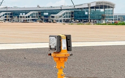 Lắp đèn lề, đèn tiếp cận đường băng số 1, phục vụ bay hiệu chuẩn sân bay Long Thành