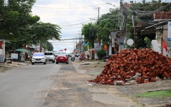 Đường 457 tỷ đồng ở Quảng Ngãi thi công ì ạch, gây bức xúc