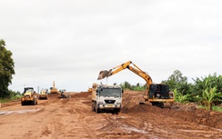 Bộ Xây dựng yêu cầu loạt nhà thầu đẩy tiến độ cao tốc Cần Thơ - Cà Mau