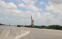 Thi công 24/24h, nạo vét hơn 52km luồng, đưa tàu lớn vào sông Hậu