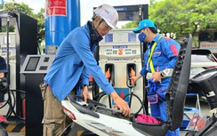 Giá xăng dầu đồng loạt tăng, RON 95 vượt 20.600 đồng/lít