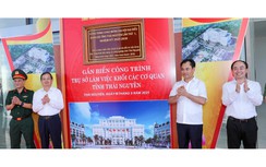 Sân vận động Thái Nguyên được gắn biển công trình chào mừng đại hội Đảng bộ tỉnh