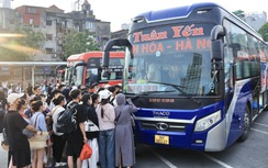 Khách đổ về Hà Nội ngày cuối nghỉ lễ 2/9, bến xe đông nghẹt
