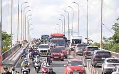 Bến xe, sân bay thông thoáng, cửa ngõ Tây TP.HCM đông đúc ngày cuối kỳ nghỉ lễ