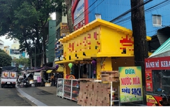 Gia Lai: Ki ốt bán bánh trung thu lấn chiếm vỉa hè