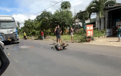 Lâm Đồng: Va chạm với xe tải, hai thanh niên đi xe máy tử vong