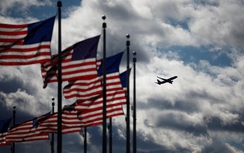 Nhà Trắng công bố thông tin mới về visa tạm trú