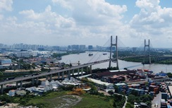 Sở Xây dựng TP.HCM đề xuất được sử dụng gầm cầu làm bãi xe, sân thể thao