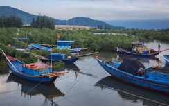 Hà Tĩnh cấm biển, triển khai phương án ứng phó bão số 10