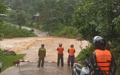 Quảng Trị: 3 người mất tích, nhiều cầu tràn ngập sâu, đường giao thông bị sạt lở