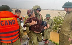 Nhiều nơi ở Thanh Hóa ngập trong nước lũ sau bão số 10