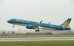 Hơn 300 chuyến bay phải đổi đường tránh bão Bualoi