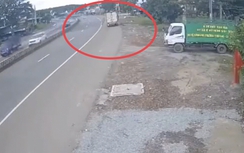 TP.HCM: Va chạm xe tải, người đàn ông tử vong tại chỗ